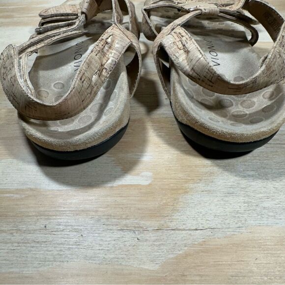Vionic Tan Comfort Sandals Women’s Size 10 - Picture 6 of 9